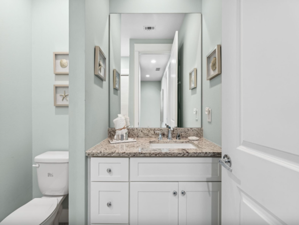 Luxury 5-Bedroom Vacation Townhome in Seagrove Beach - Golf Cart included
